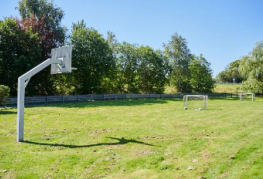 Fodboldbane