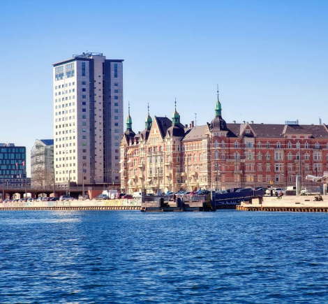 Copenhagen city fra Københavns havn