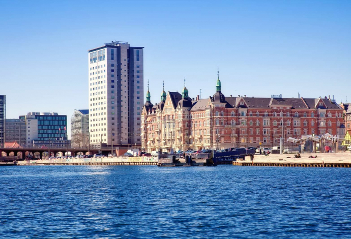 Copenhagen city fra Københavns havn