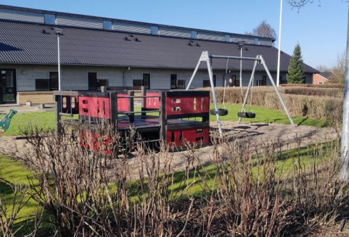 Jels værelser og udenfor