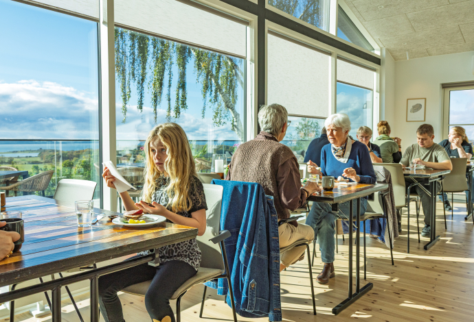 Spiserum på Danhostel Rønde