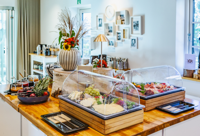 Morgenmad - hovedsageligt hjemmelavet og økologisk på Danhostel Rønde